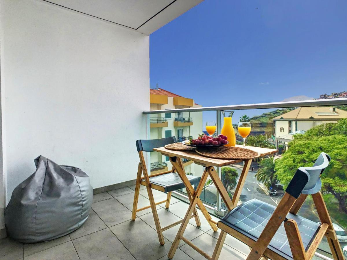 Rainbow Apartment By Lovelystay Funchal  Buitenkant foto